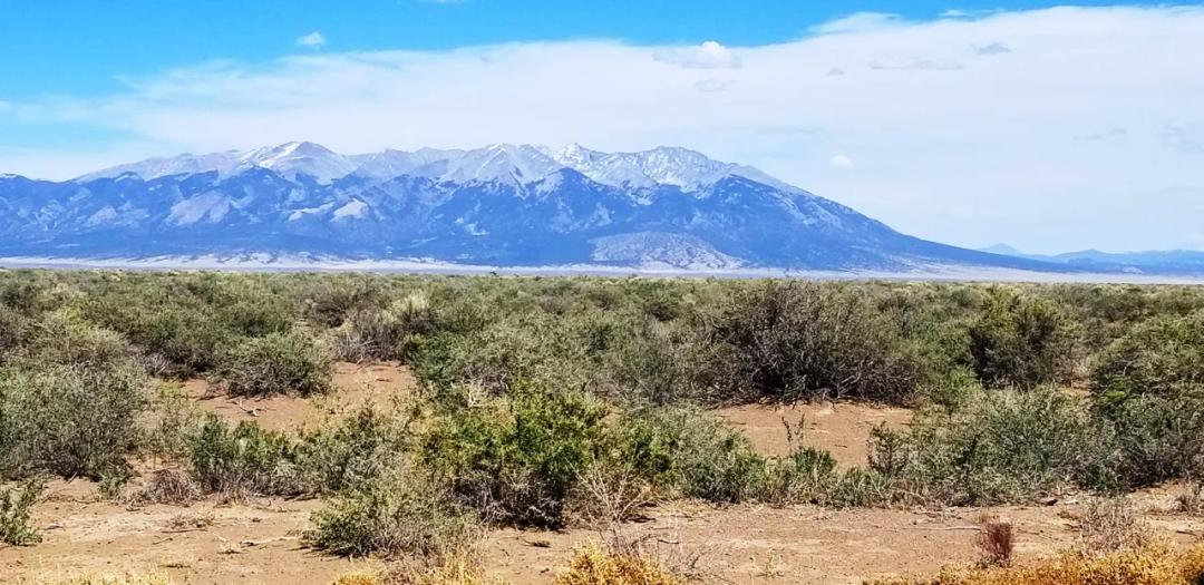 San Luis Valley Scenic Mountain Views * county road access