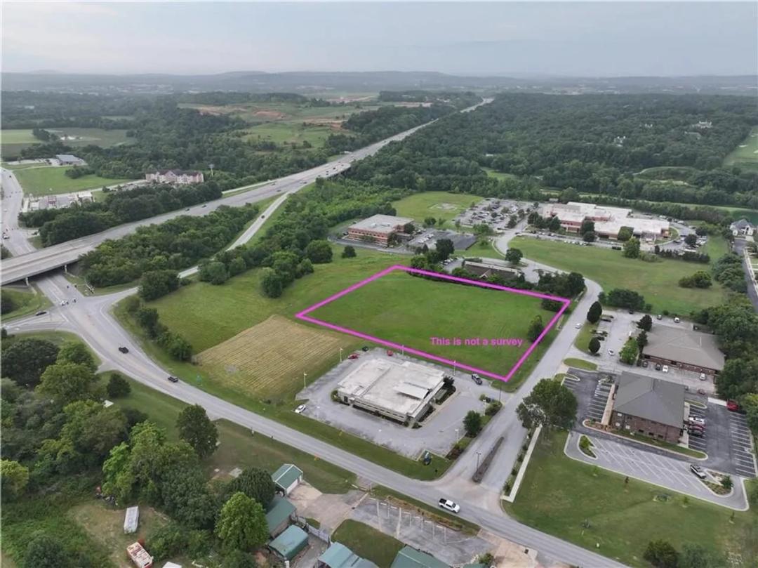 Willow Creek Drive, Johnson, AR 72762