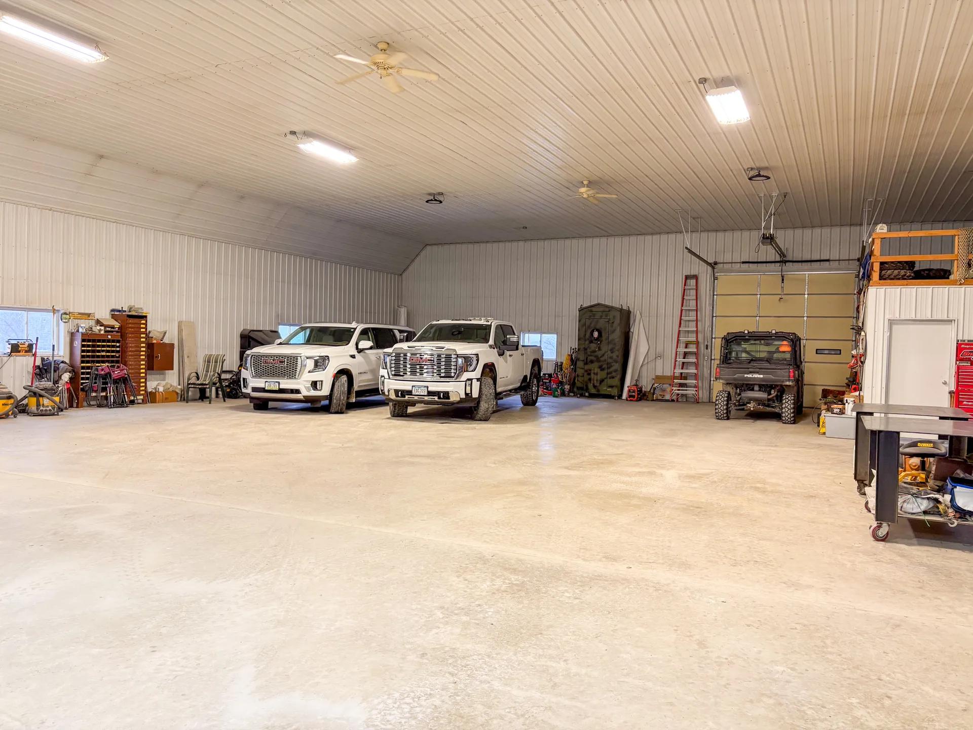 4461634-24