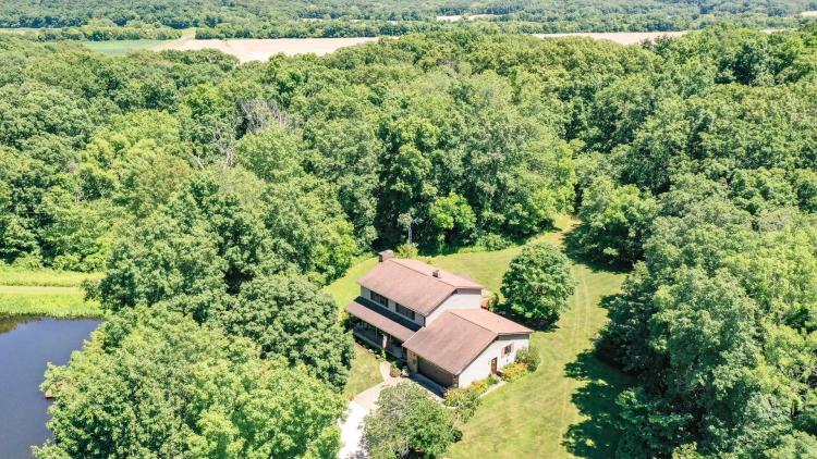  5338 Old Litchfield Trail, Litchfield, IL
