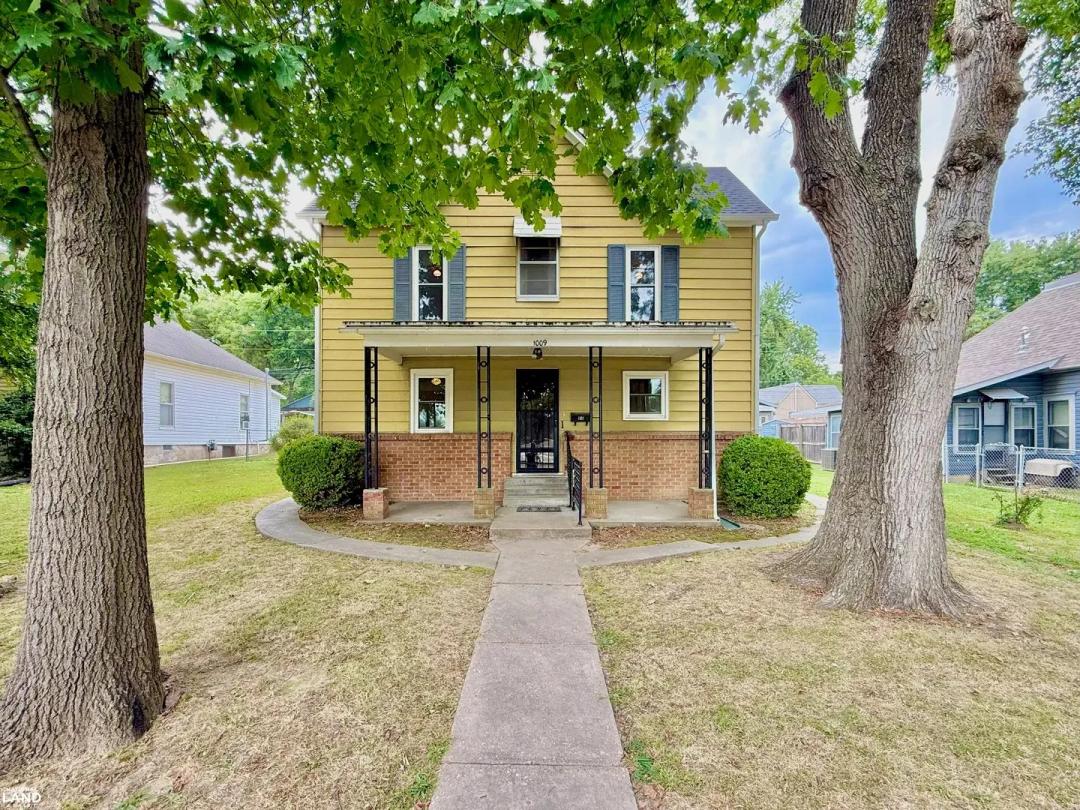 Affordable: 4 Bedroom, 1 Bathroom