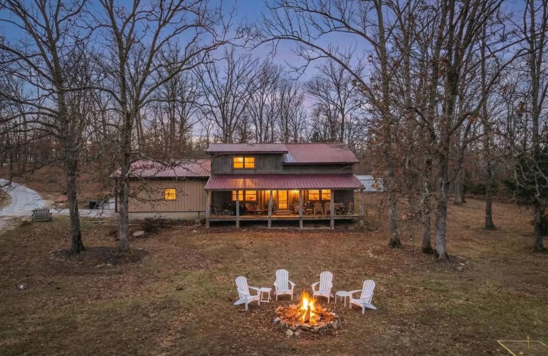 Steelville, MO Hunting Land For Sale | 132 Acres | Timber, Pasture & Home