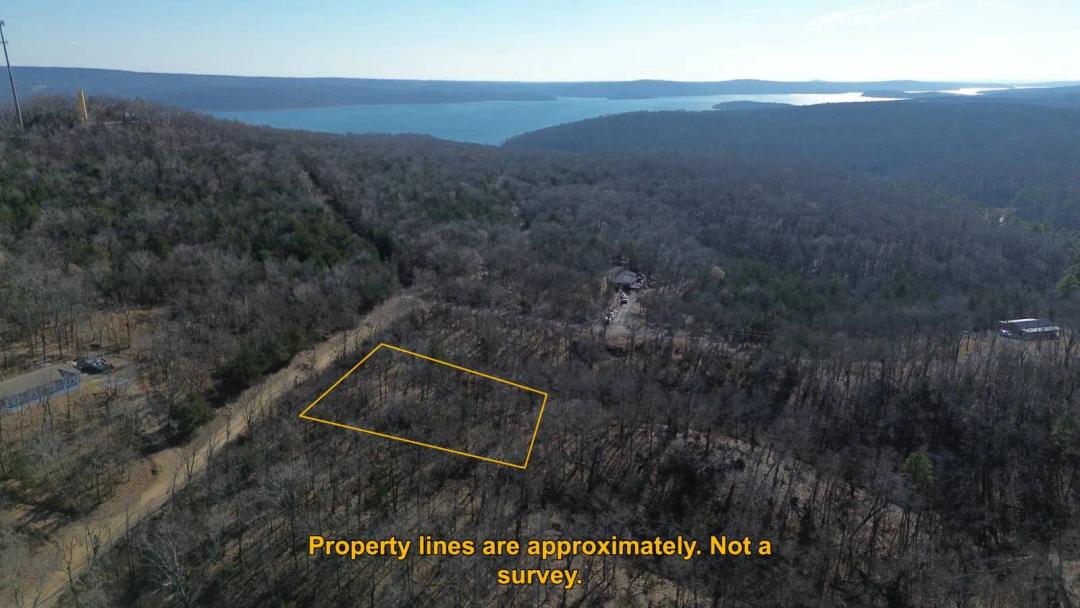 Lakewood Lot next to Lake Tenkiller
