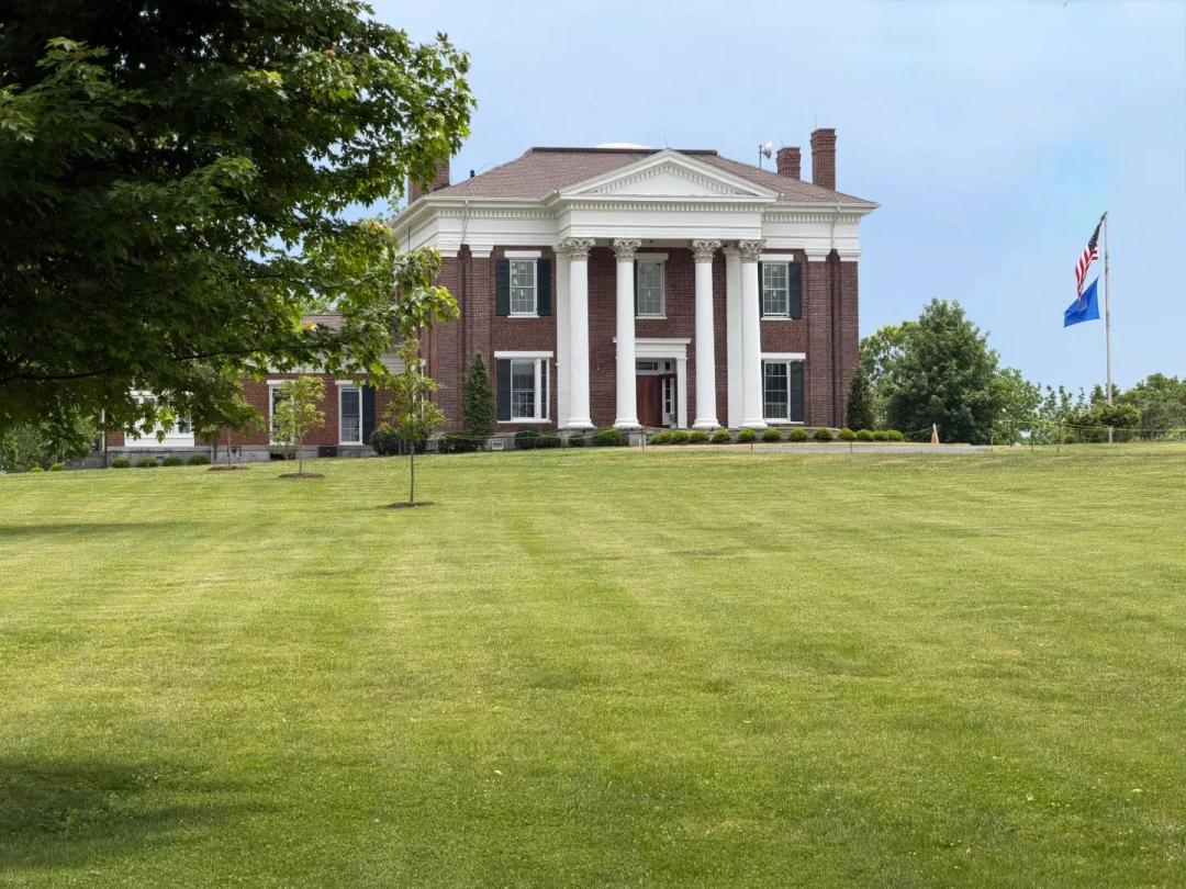 Payson Stud, 4400-4434 Paris Pike