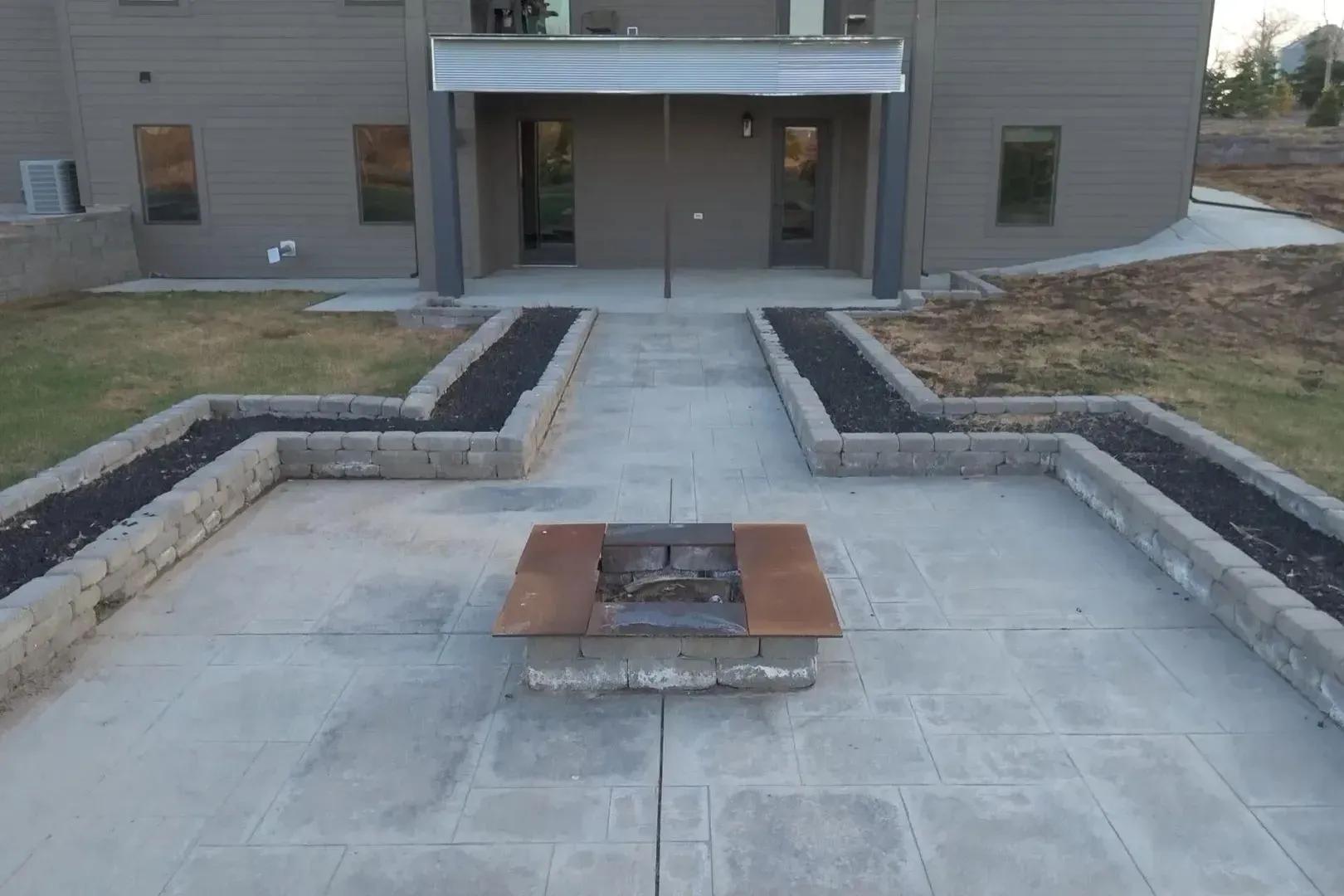 45696199-19