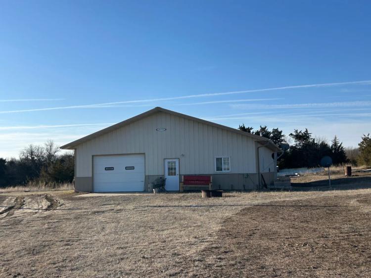 80 Acres Pasture &amp; CRP With a Shouse