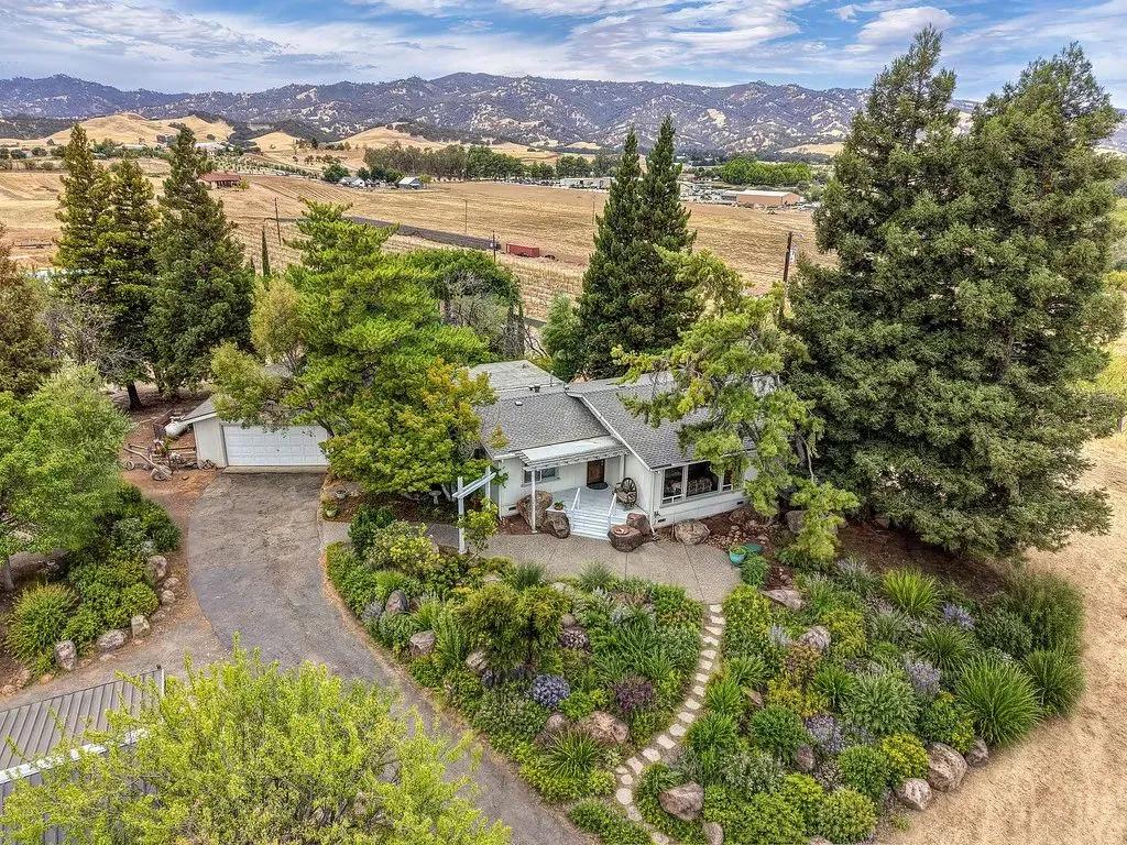5-Acre Country Home in Esparto, California for Sale