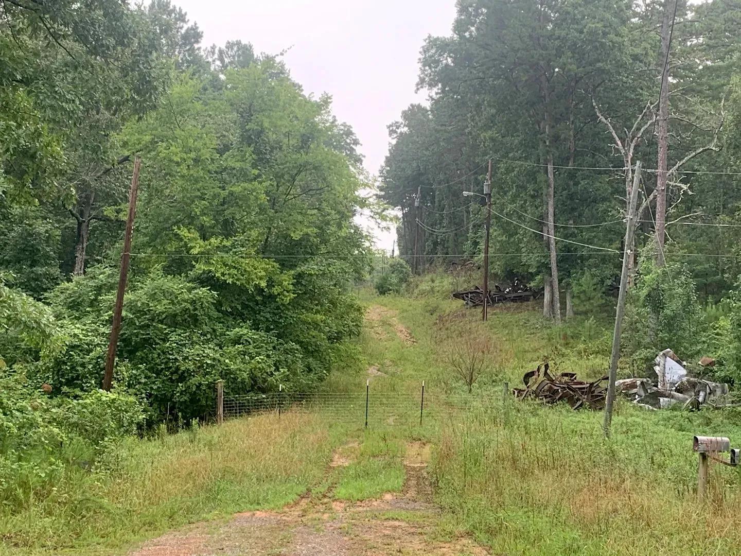 46092940-15
