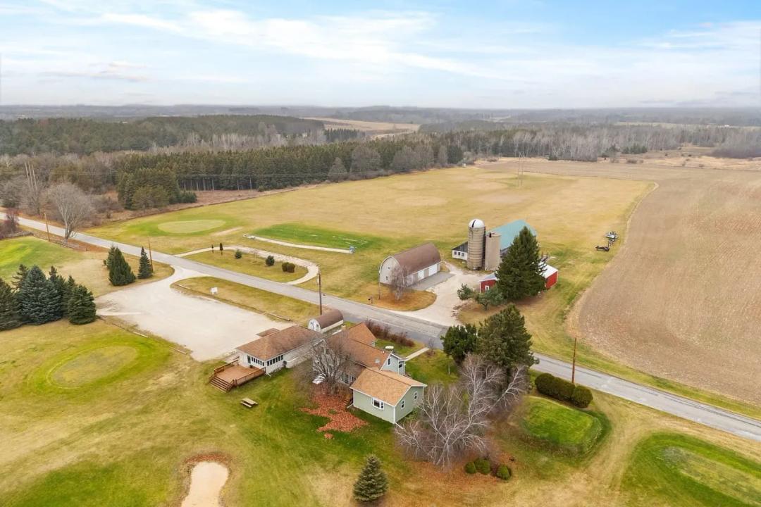 5611 Silverdale Rd