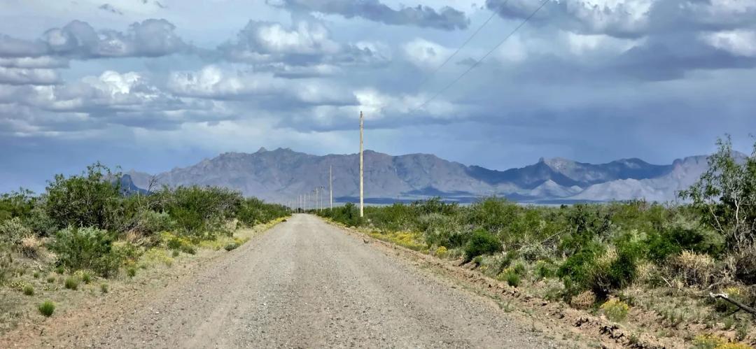 1 acre Sunny Southern New Mexico - Power at road
