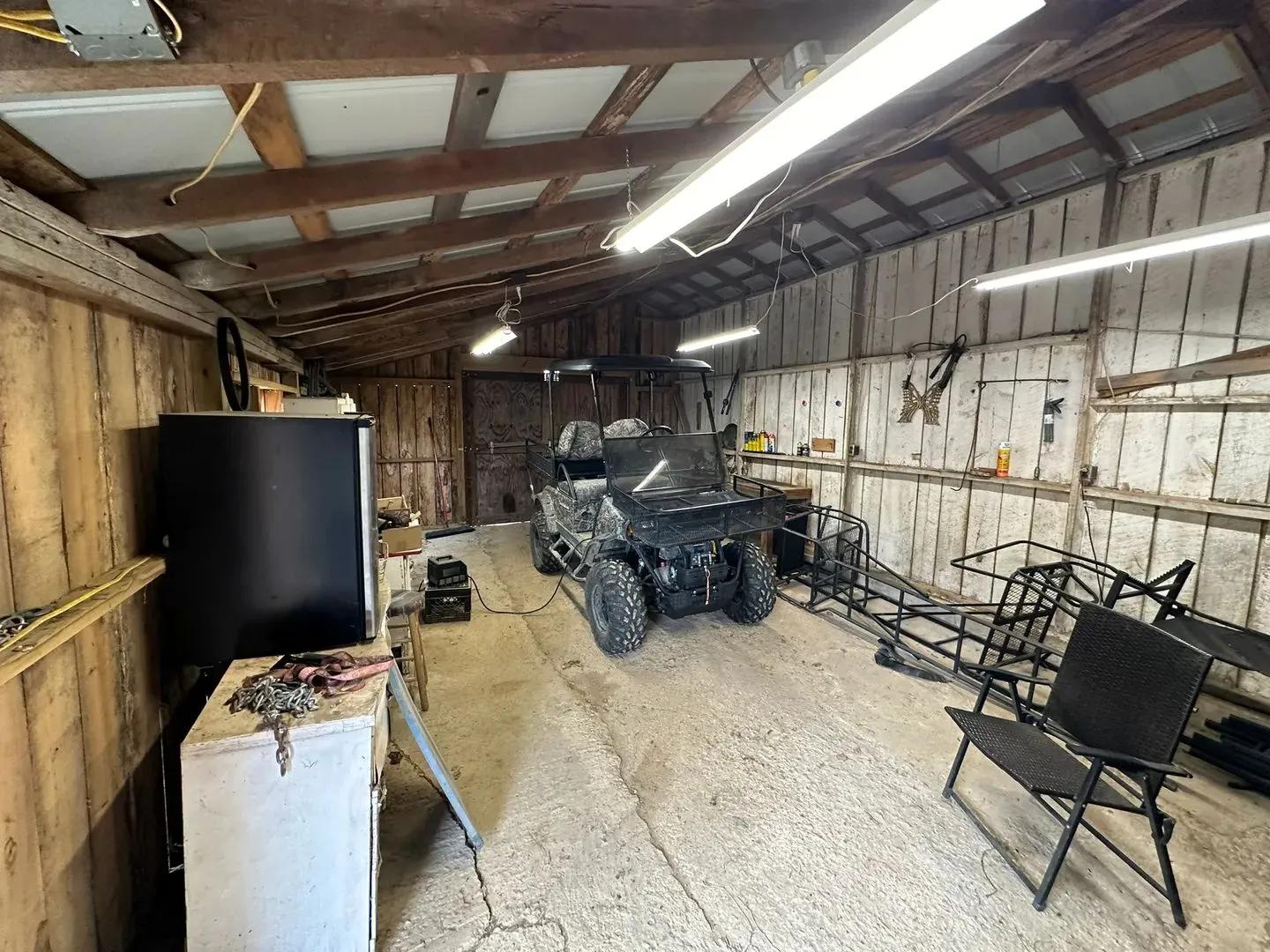 4648117-29