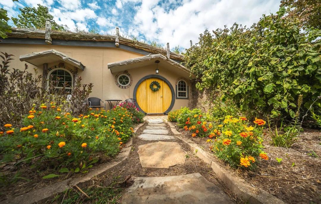   Rocky Comfort Cabins: A Unique Turnkey Investment for Sale - Union County