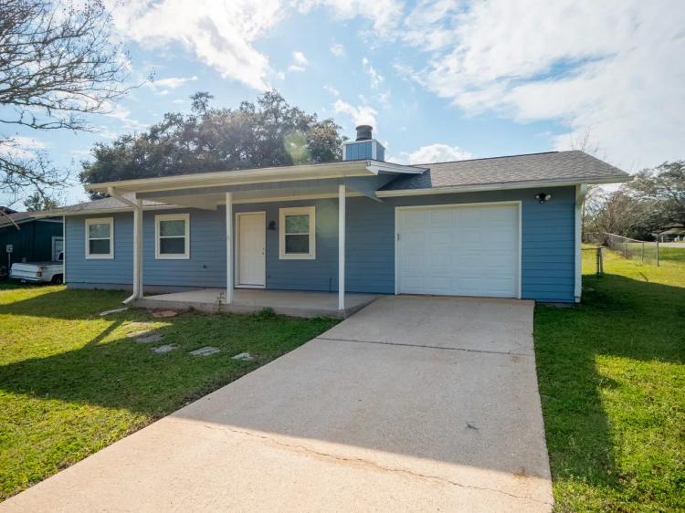 2200 Lake Heritage Drive, Tallahassee, FL 32311