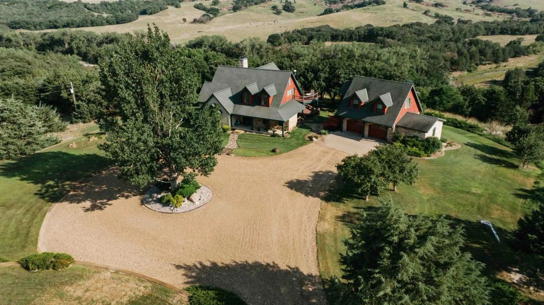 Executive Ranch & Recreational Property