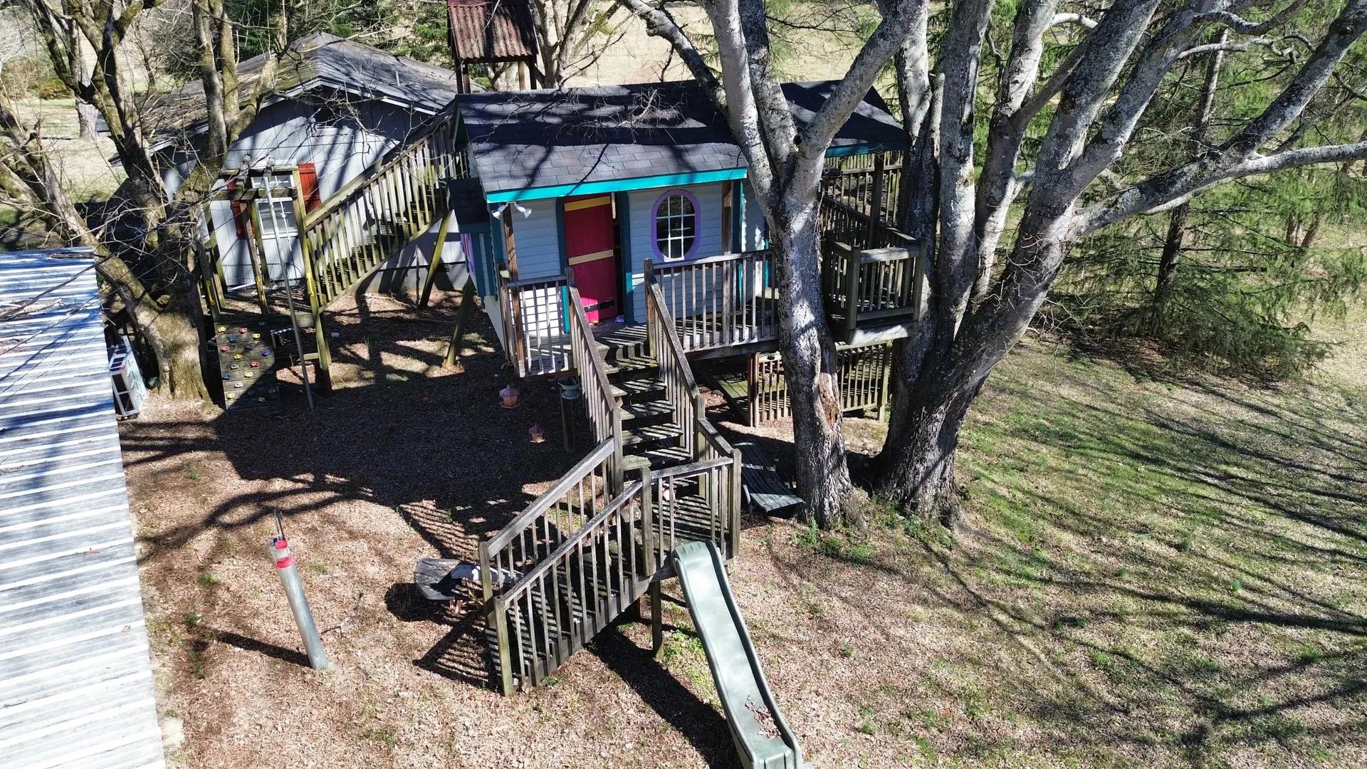 46833286-30