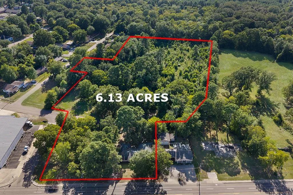 6 Acres Prime Real Estate 606 N Hervey