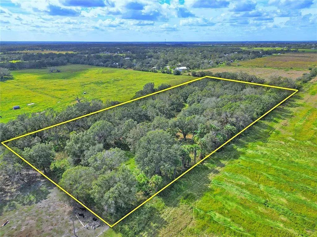 7.5 Acres of Private, Wooded Paradise – Build Your Dream Escape!