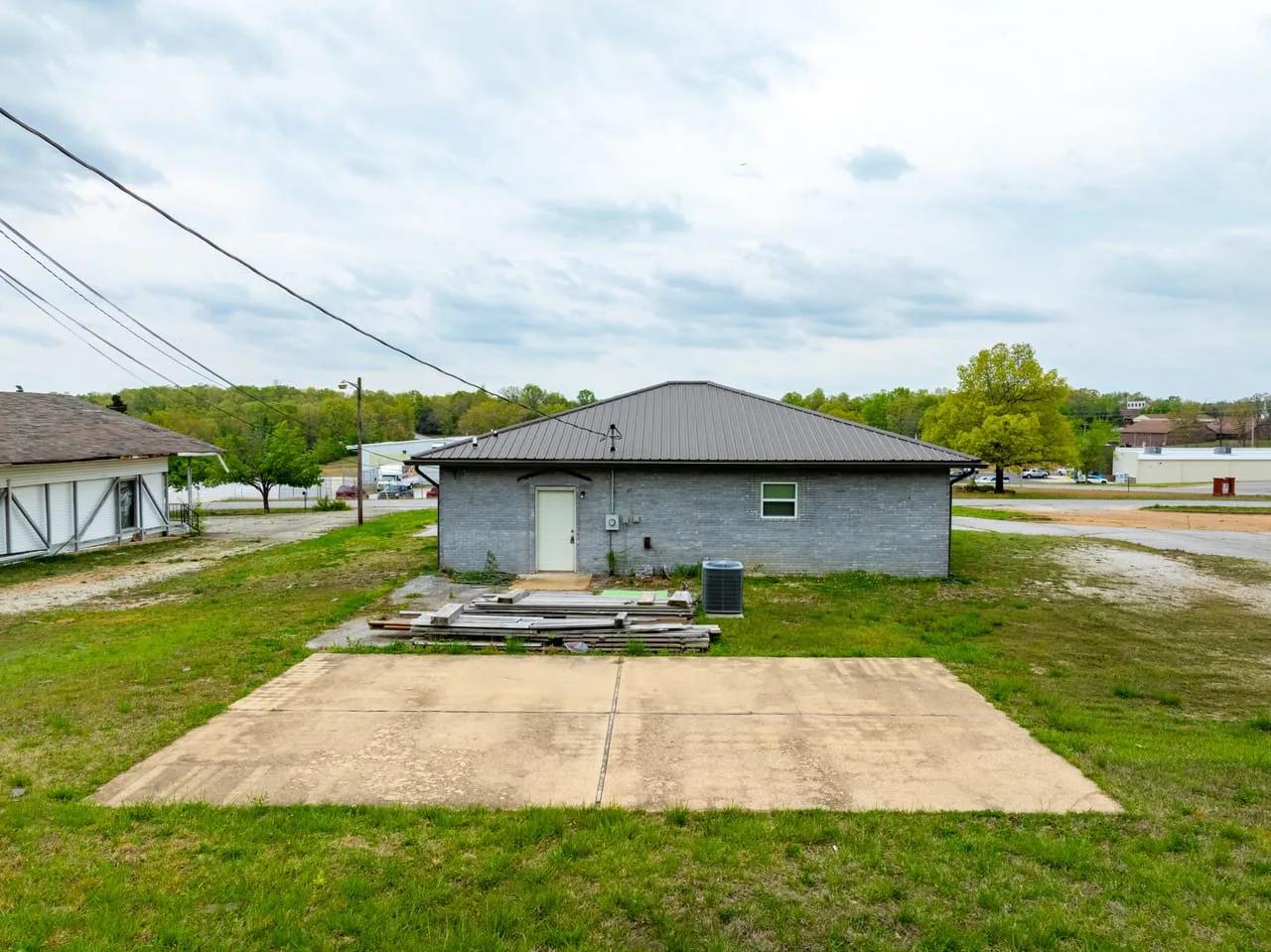47205276-24