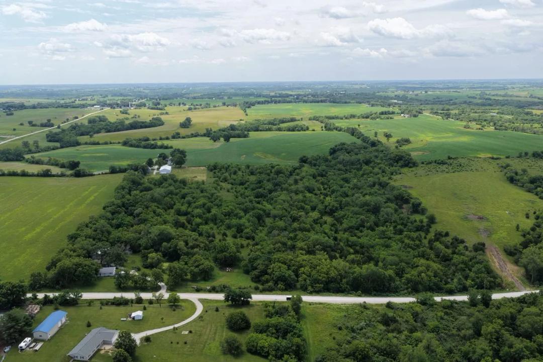 Listing #19519 - 19.96 acres in Warren County, IA