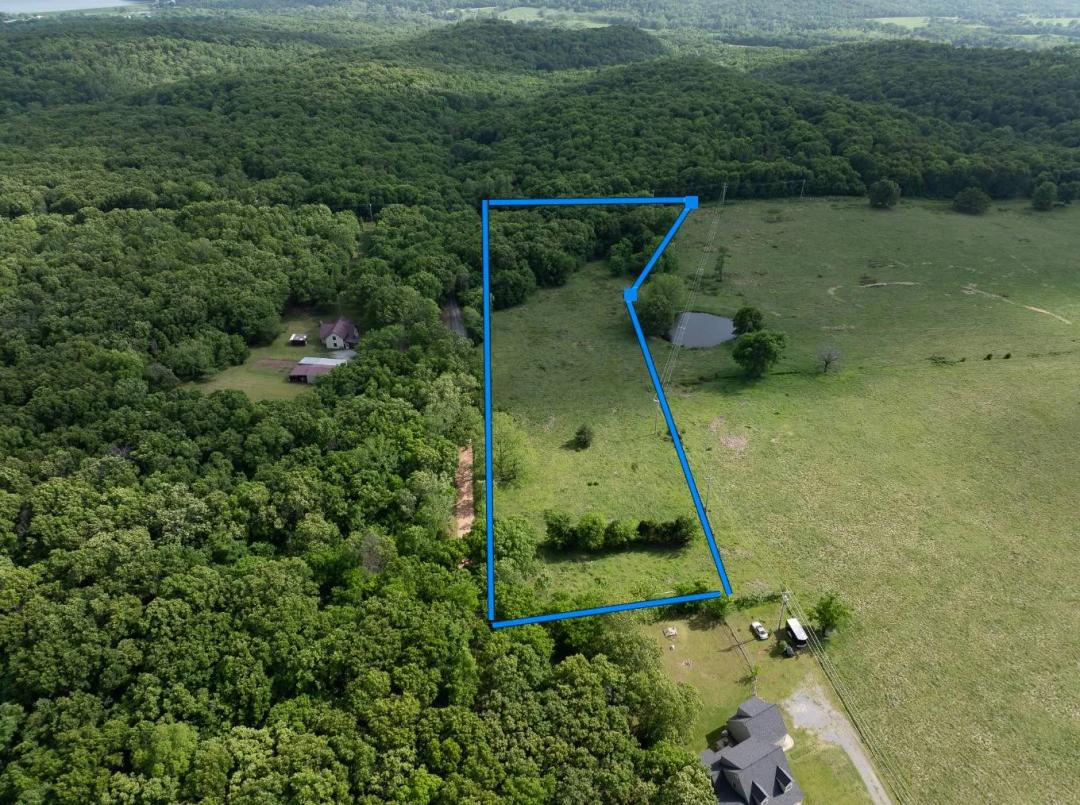5.35 Acres at 10778 E 420