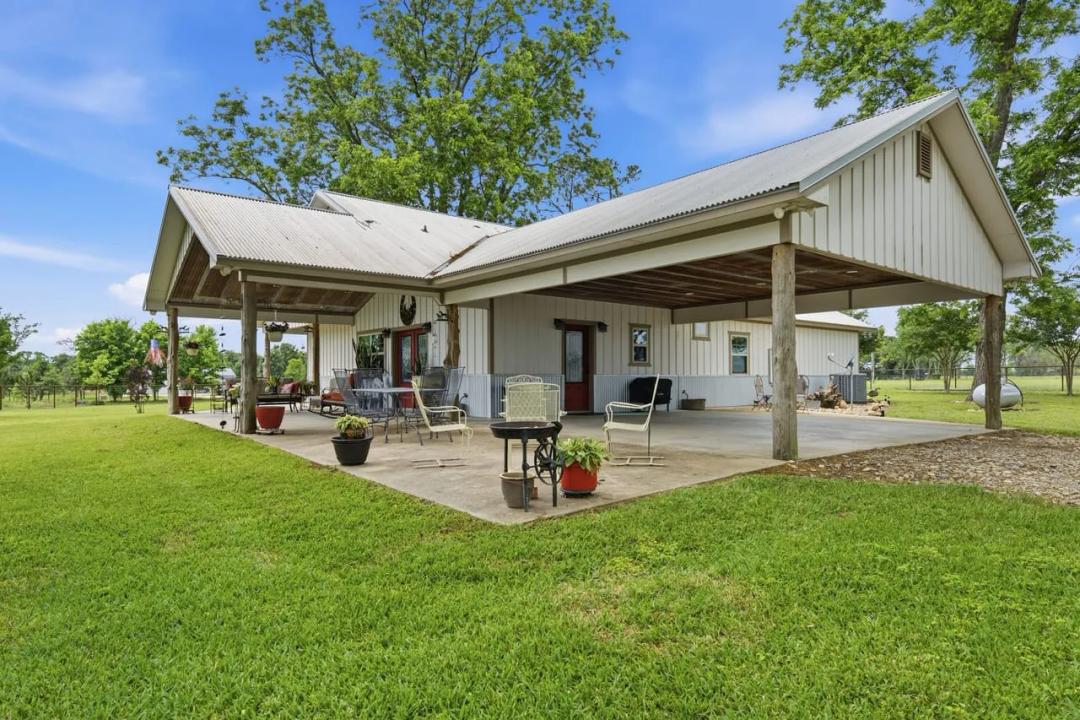 Rains County Horse Property