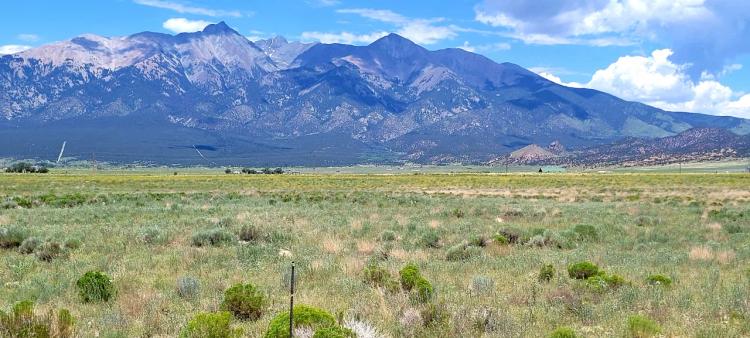 San Luis Valley Colorado * Mobiles, Modular, site build housing OK * mountain views *