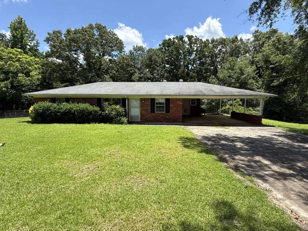 A Home on 6.4 Acres in Winston County, MS