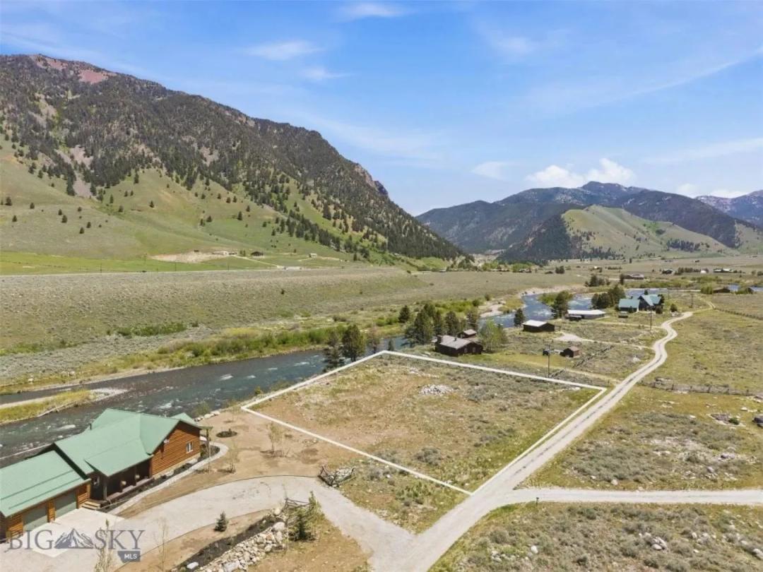 Lot 15 Moonwater Lane