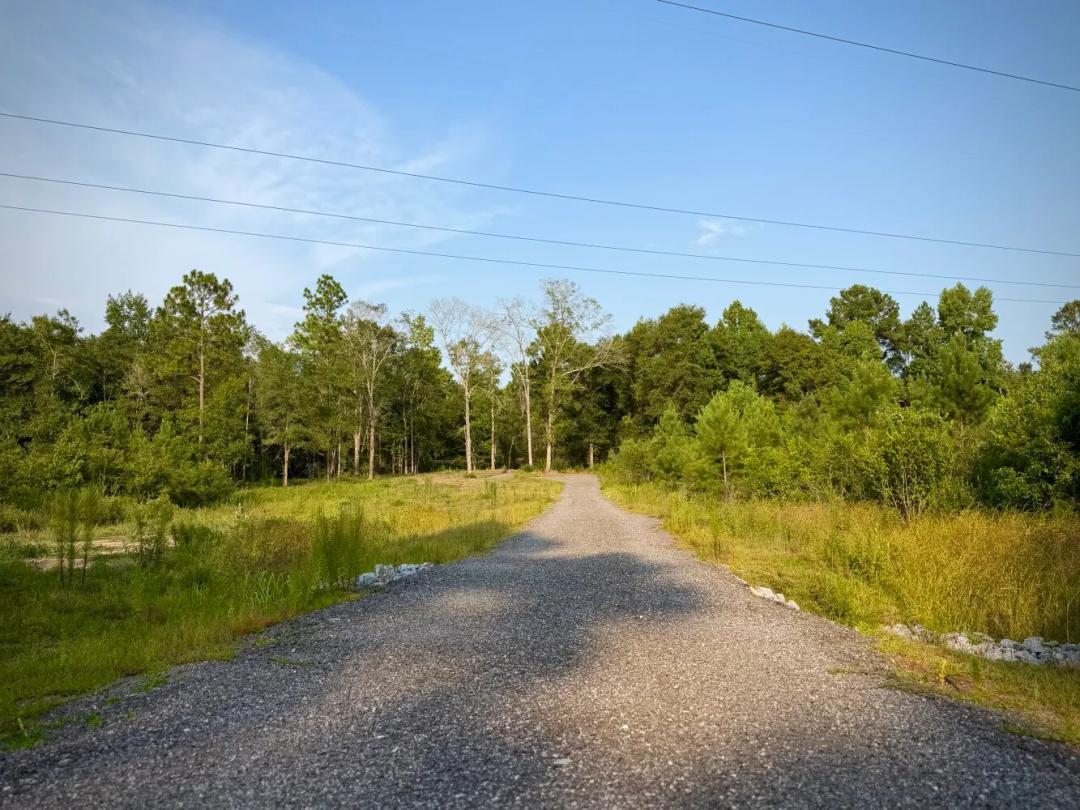 1.09 Acres at 3200 E Chipper Rd