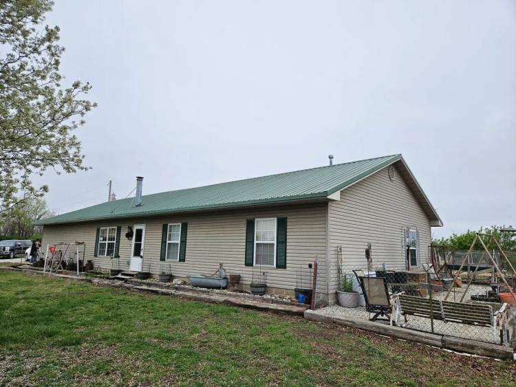 3 Bedrooms2 Bathroom on 60.00 Acres at 9130 S 4400 Rd