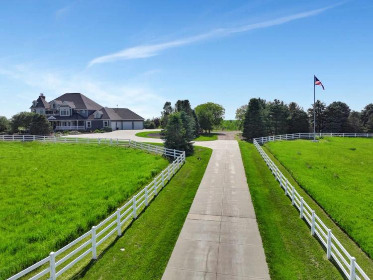 40 Acres+/- 22475 S. 110th Street - Hickman, Nebraska