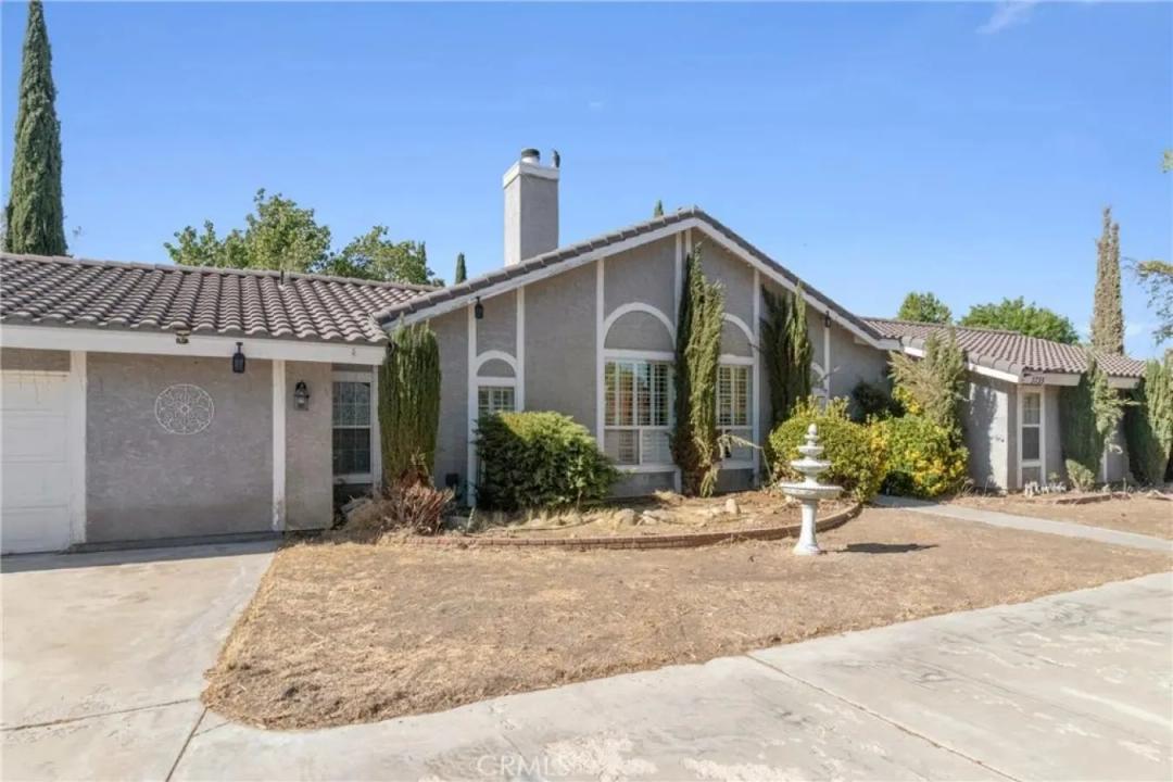 3735 Paula Lane