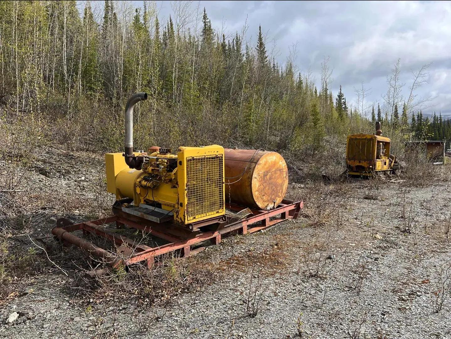 49698029-32