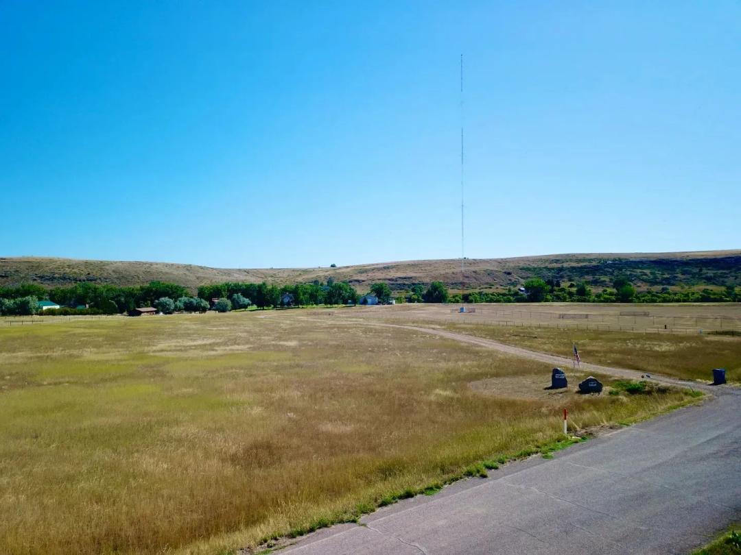 Rewarding Missouri River Front Acreage