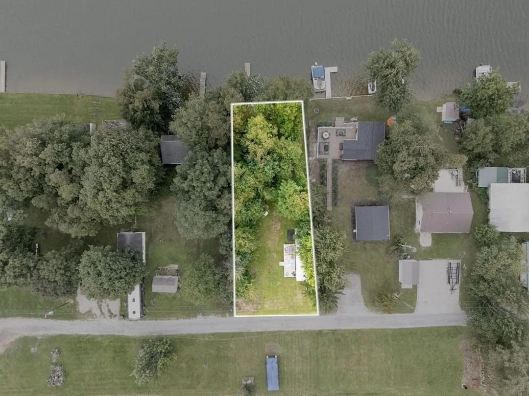 Lake Front Property Hillsdale County MI