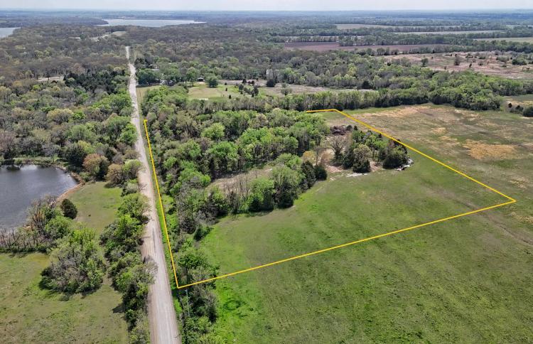 Big Hill Lake Timbered Building Site | 10 Acres Labette County KS