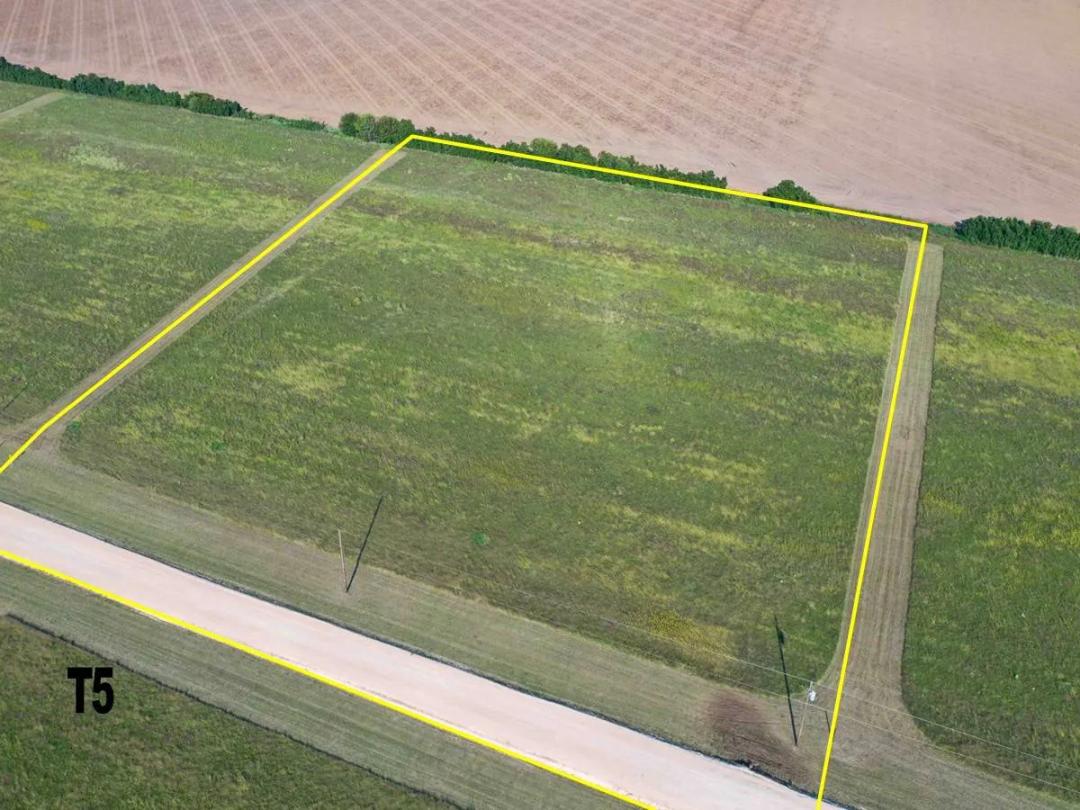 5.93± Acres Grass - Great for a new build location