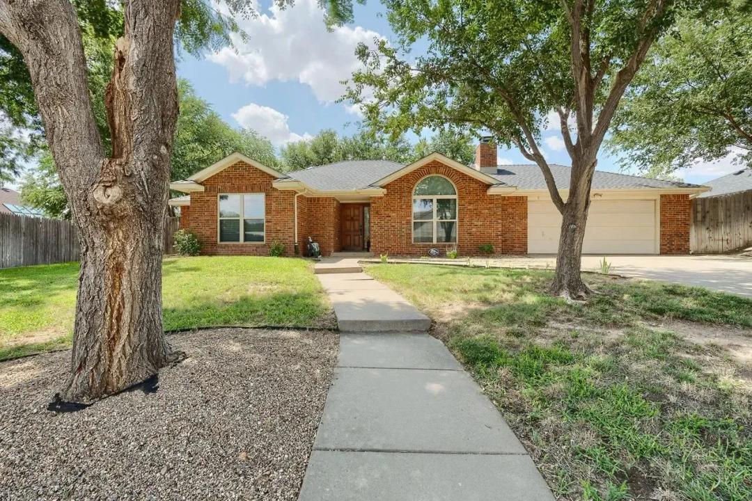 3 Bedroom Home for Sale in Hunsley Hills | 8 Overlook Dr, Canyon TX