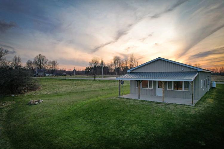 142 +/- acres with a 2 bed 1 bath home and large garage