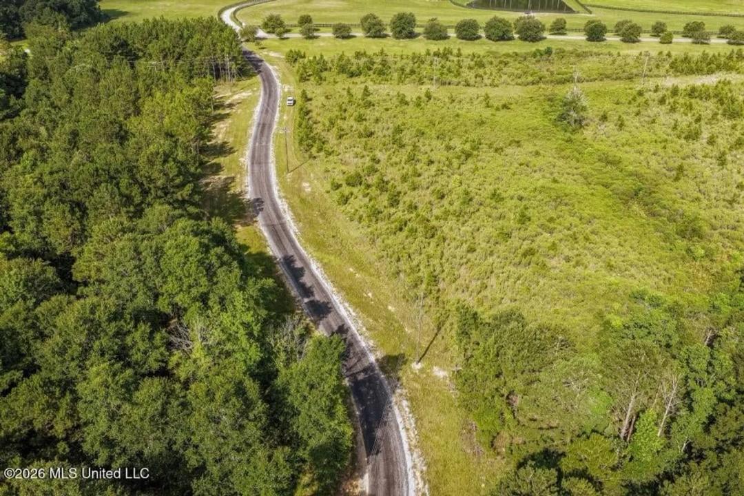 Big Woods Neighborhood Land for Sale Forrest Co MS