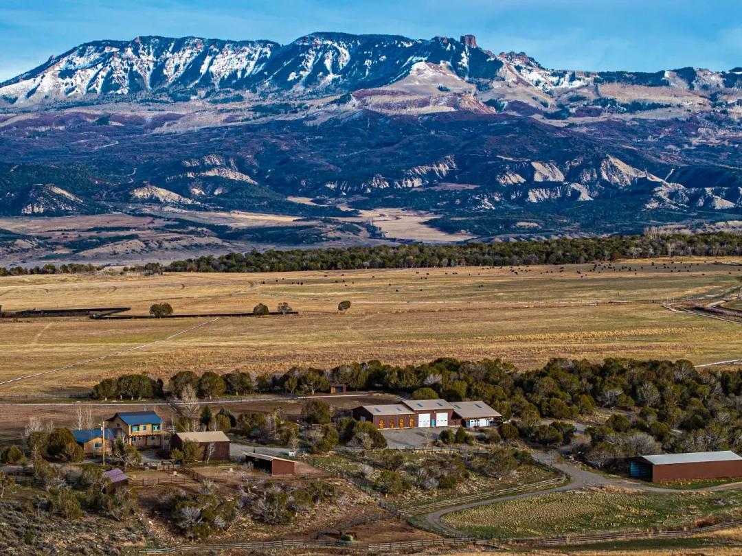 7 Horses Ranch