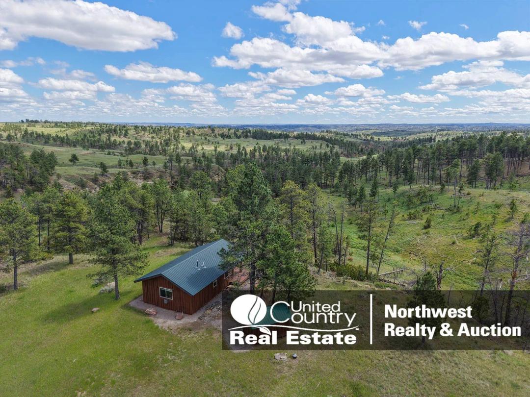 Turnkey Hunting Camp- Heart of Montana's Missouri River Breaks