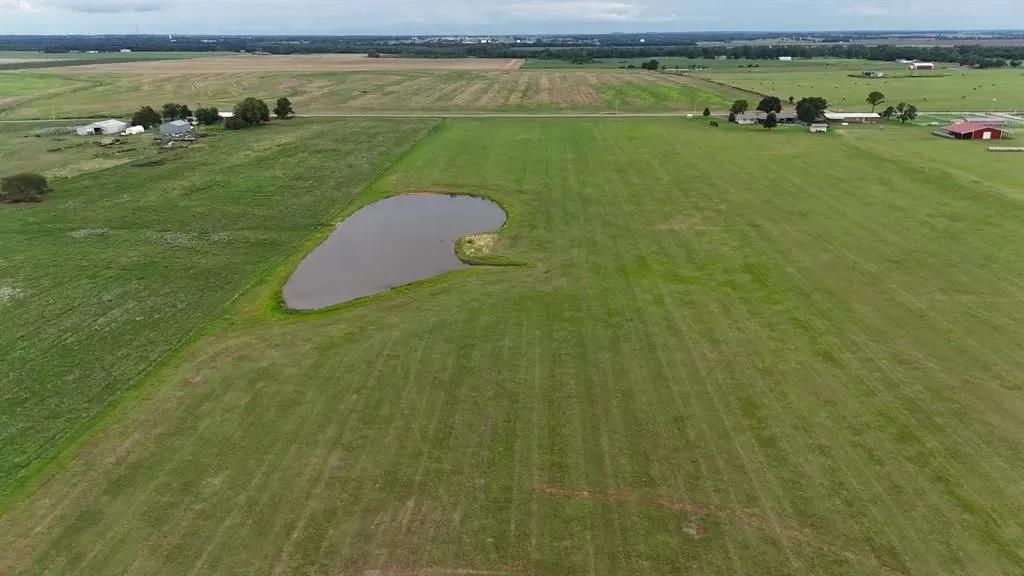 10 Acres in Maysville 