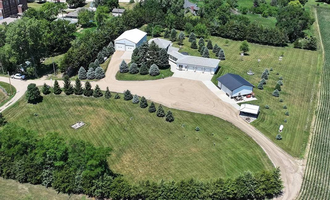 408 E. Elm St. Bloomfield, NE