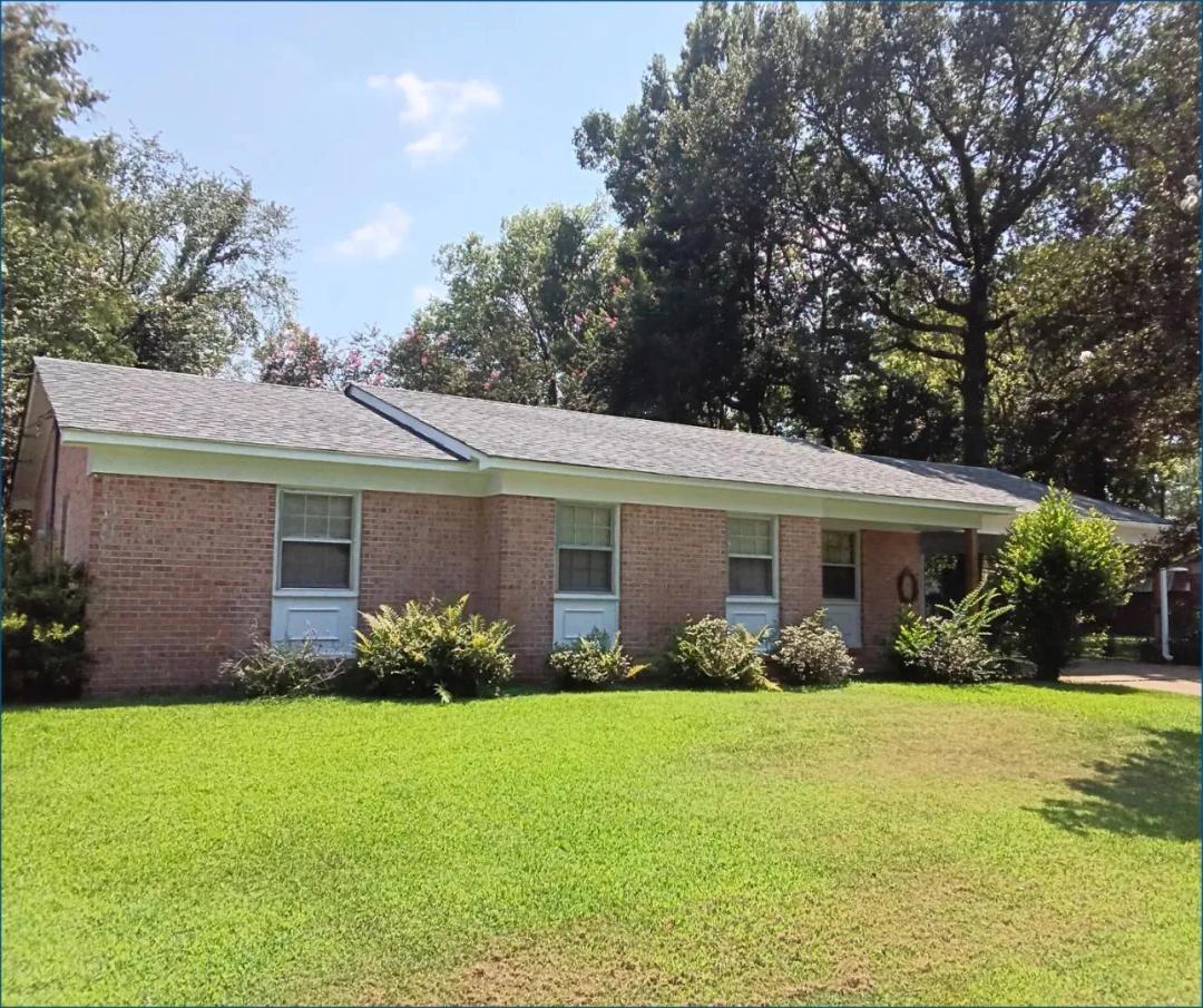 Home in Sunflower County at 302 Youngblood Street in Indianola, MS