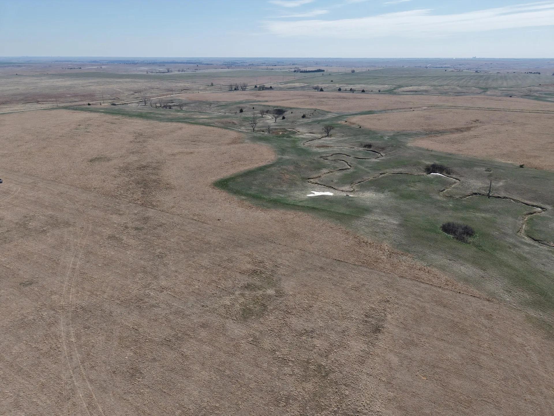 52640947-12