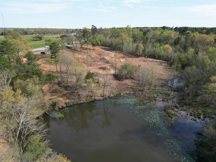 12.66 ACRES WITH POND RESIDENTAL OR COMMERCIAL IN ANTLERS OK