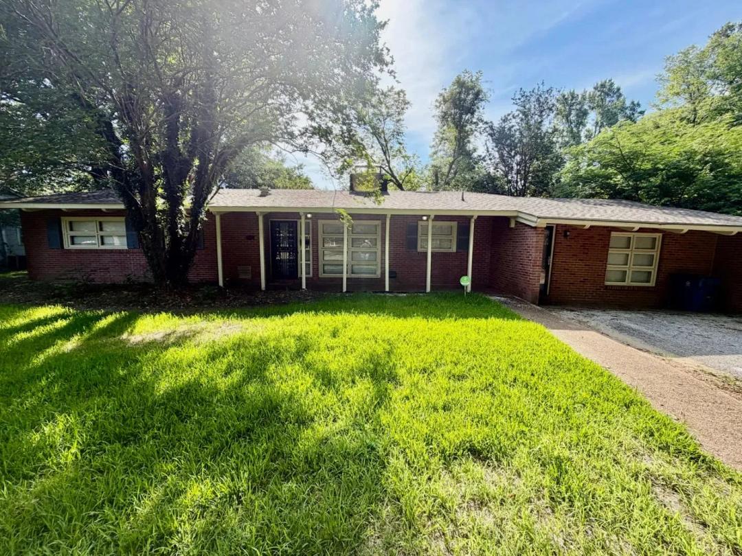 Home in Coahoma County at 1414 Shelby Drive in Clarksdale, MS