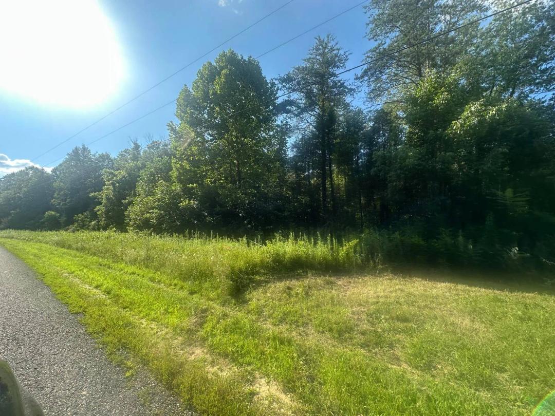 2.21 Acres at 13 Holcombs' Landing