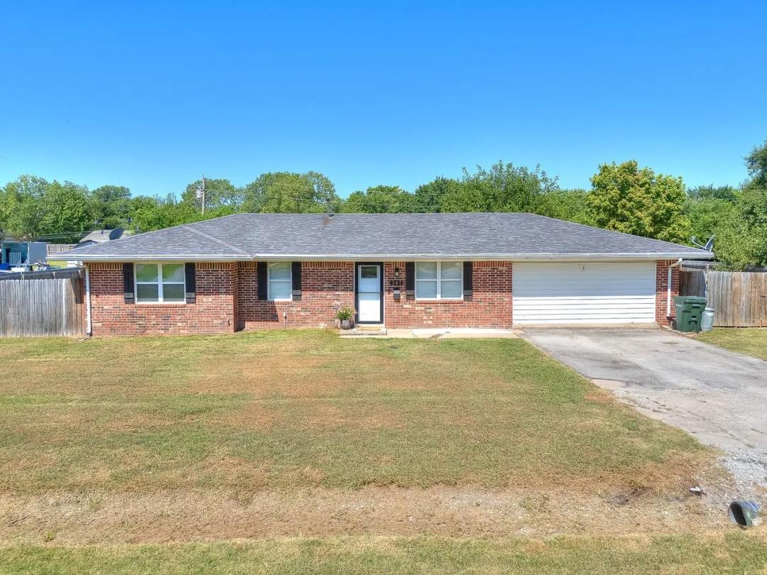 507 Maplewood Ln 